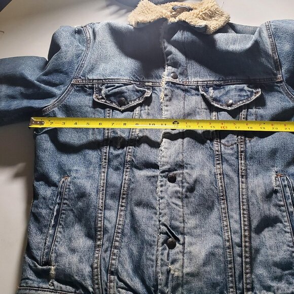 Abercrombie and Fitch Sherpa Lined Denim Trucker Jacket Sz XL mens - Picture 7 of 16